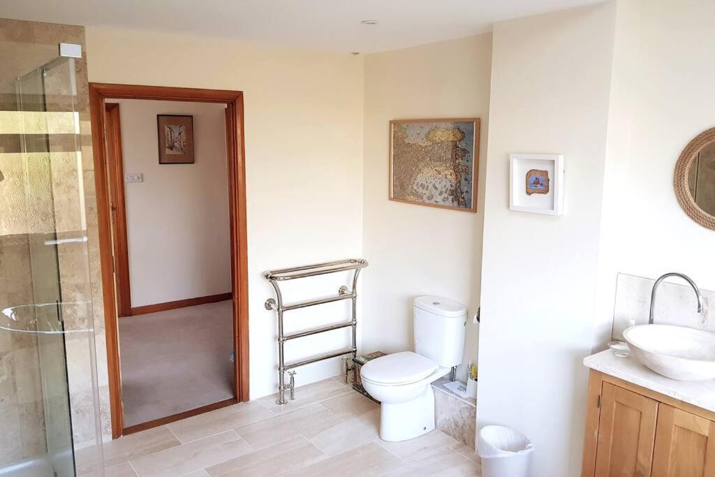 فيلا High Quality Detached House With Parking St. Ives المظهر الخارجي الصورة